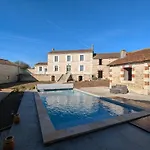 Le Brissonneau 3* Saint-Saturnin (Charente)