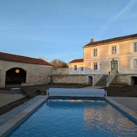 فندق مبيت وإفطار Le Brissonneau 3*