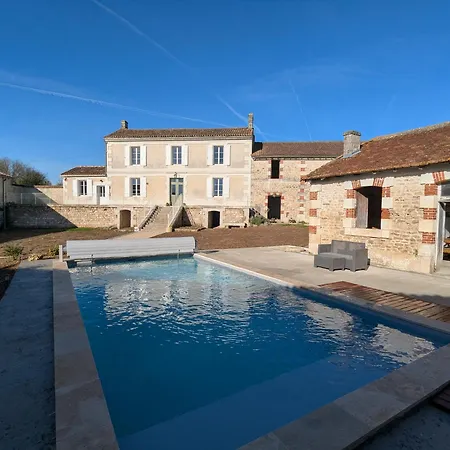 Le Brissonneau - Truffe Avec Table D'hôtes Couette-café 3*