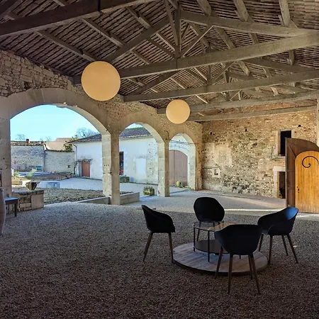 Le Brissonneau 3* Saint-Saturnin (Charente)