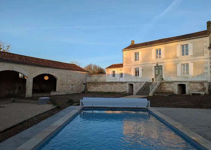 فندق مبيت وإفطار Le Brissonneau 3*