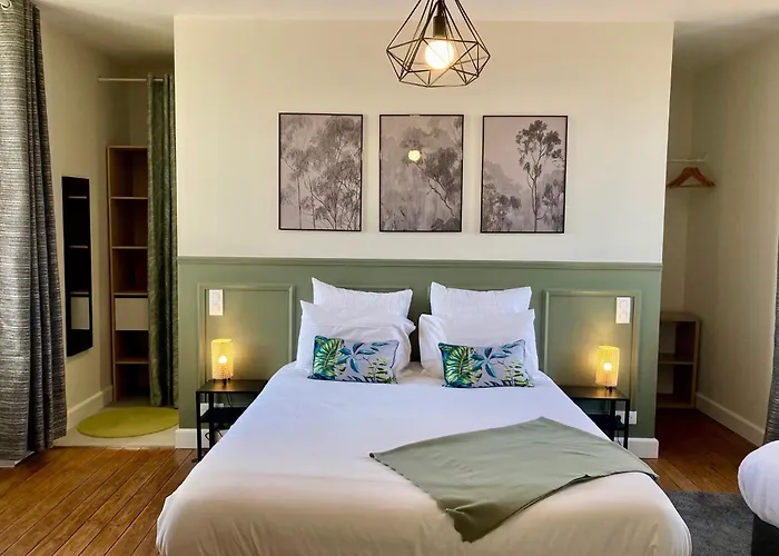 Le Brissonneau - Truffe Avec Table D'hôtes Couette-café 3*